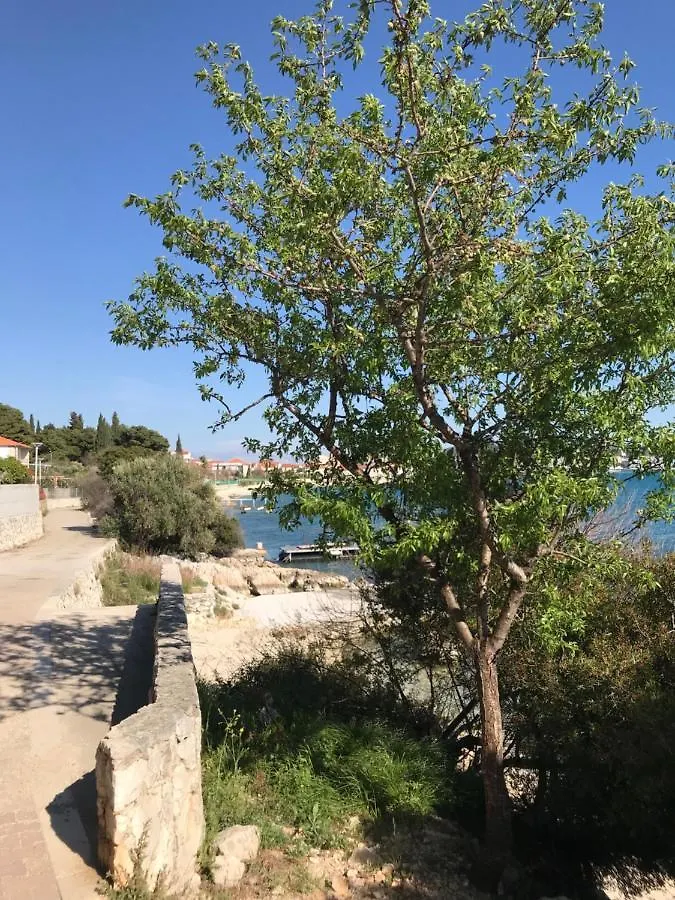 Tona Apartments Trogir